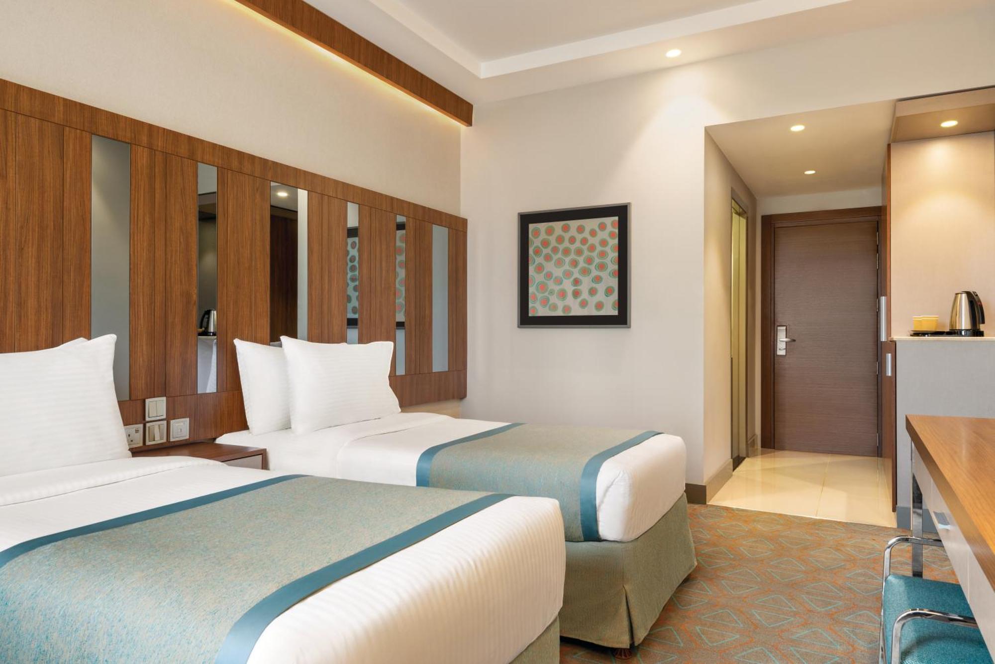 Ramada By Wyndham Makkah Zad Al Tayseer Mekka Buitenkant foto