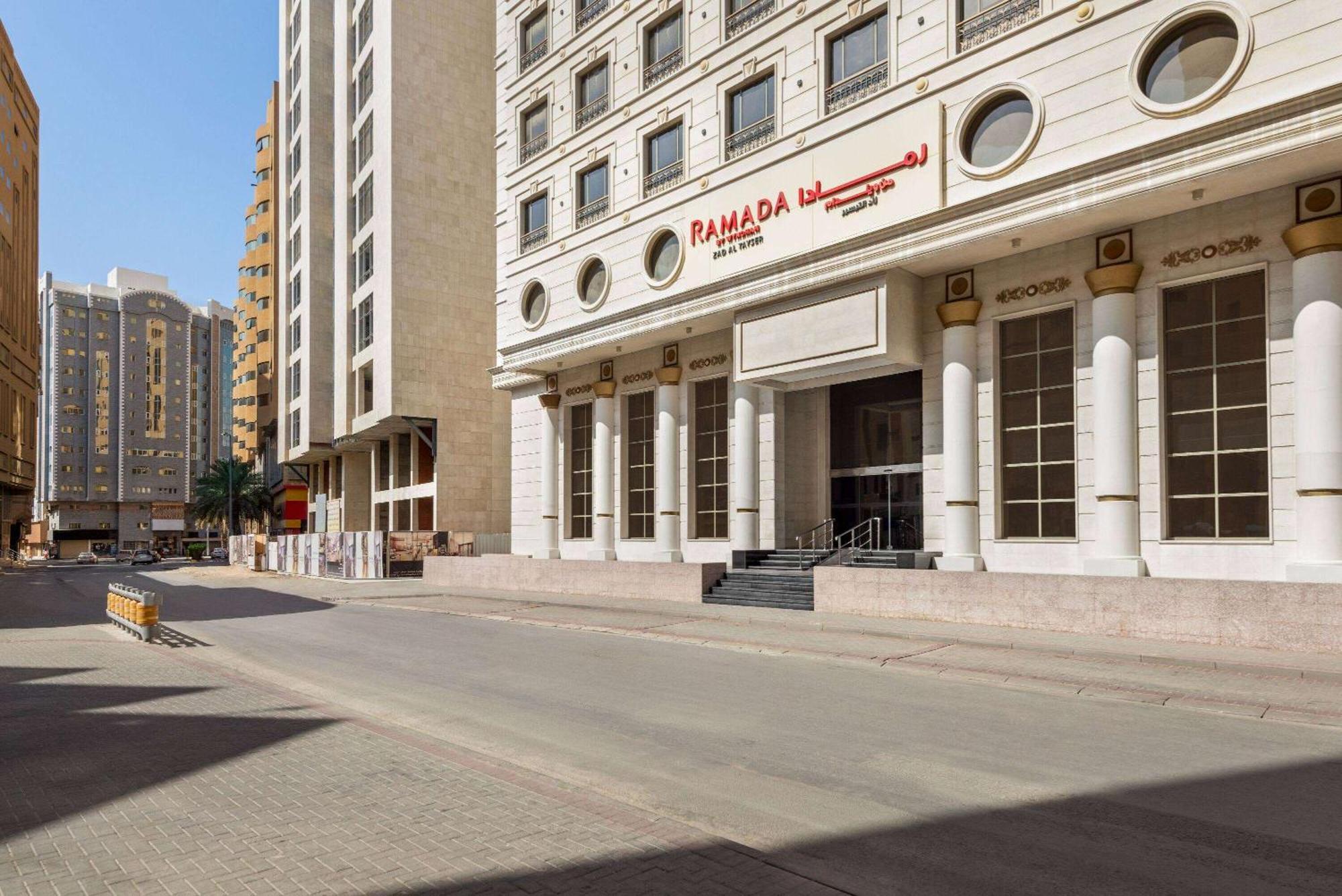 Ramada By Wyndham Makkah Zad Al Tayseer Mekka Buitenkant foto